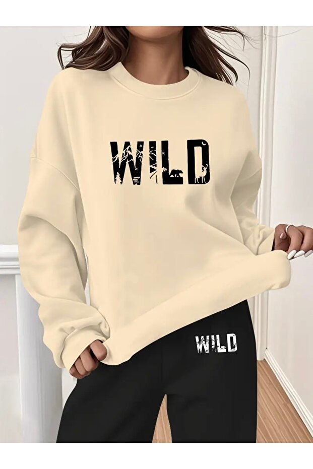 طقم رياضي برقبة دائرية للجنسين مطبوع عليه WILD مقاس كبير