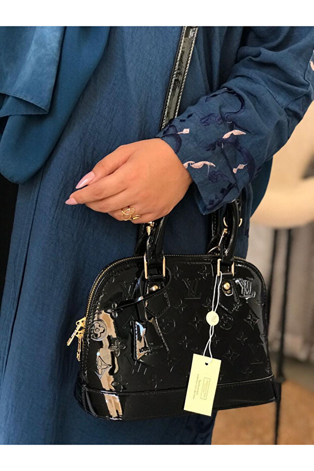 حقيبة كتف معا ملحقاتها - 1