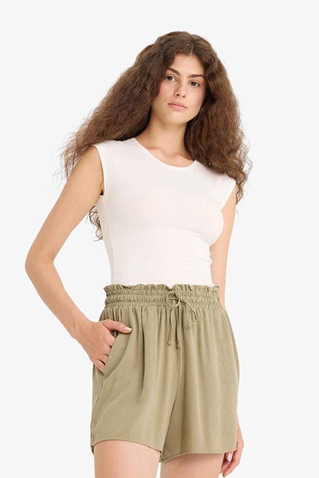 Regular Waist Elastic Pocket Crinkle Viscose Shorts F3101Ax25Hs - 4