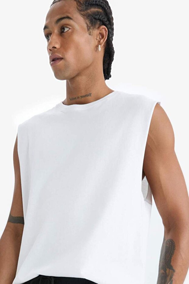 DeFactoFit Boxy Fit Bisiklet Yaka Sporcu Atlet A1821AX23SM - 2