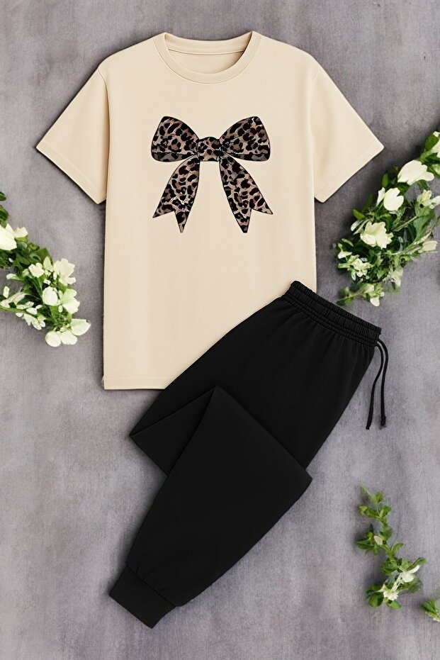Women’s Leopard Ribbon Printed Top and Bottom Tracksuit Set