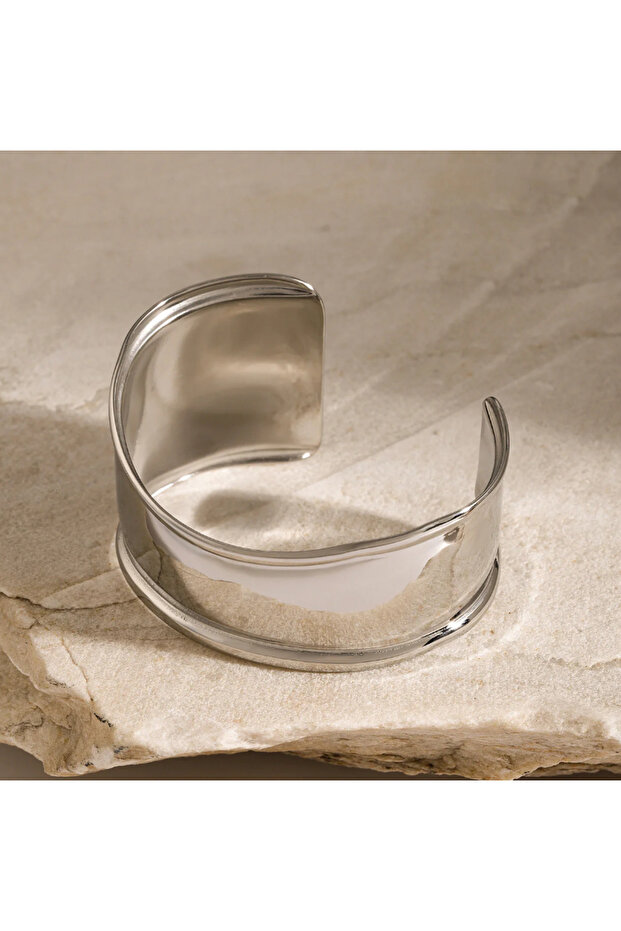Nur's Accessories Compressible Thick Flat Steel Handcuff Bracelet (Shipped with a Gift)
