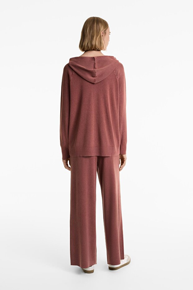 Kapüşonlu uzun örgü ceket - 7