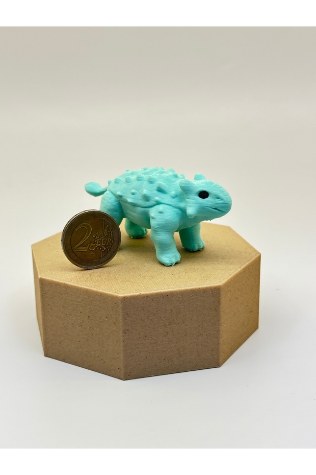 تماثيل الديناصورات الصغيرة في حديقة الجوراسي (العالم) |   متعرج - 4