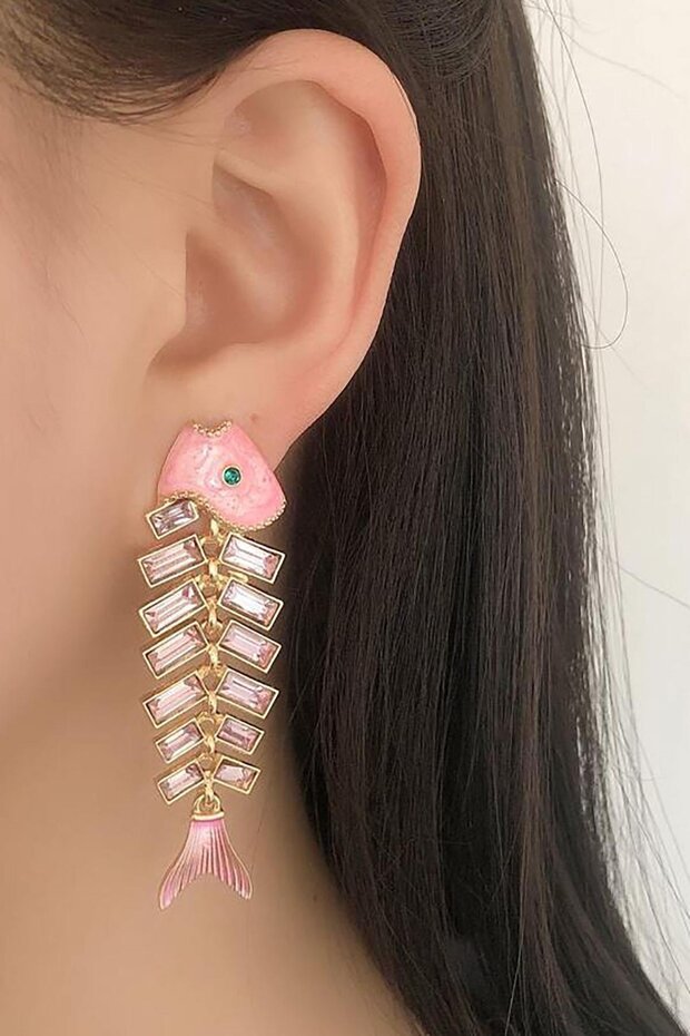 Pink Color Fish Figured Stone Detailed Earrings (Pair)