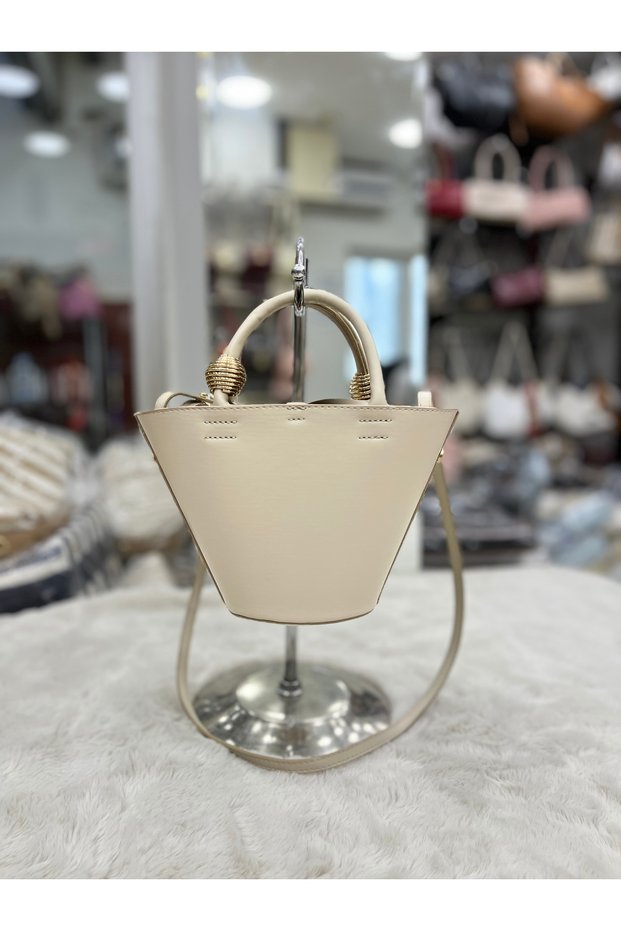 Cream Women's Mng Bucket Hand and Shoulder Bag