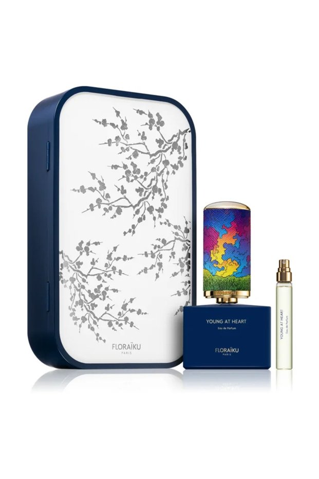 Eni gmatic Flowers Young At Heart Unissex Set Eau De Parfume, 50 Ml with 10 Ml
