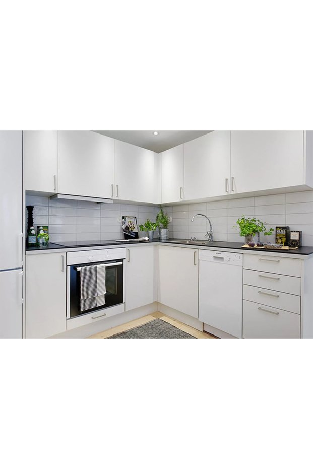 Matte White 50cm X 100cm Adhesive Foil Kitchen Cabinet and Furniture Covering Foil