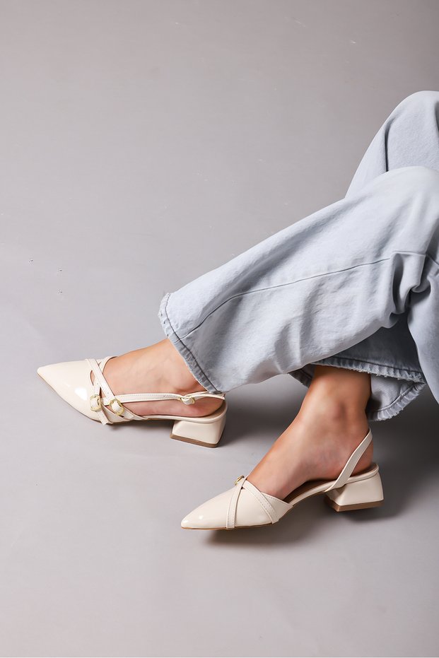 Women’s Cream Patent Leather Backless Mary Janes Everyday Pointed Toe Ballet Flats Buckle Detail Short-Heeled Shoes