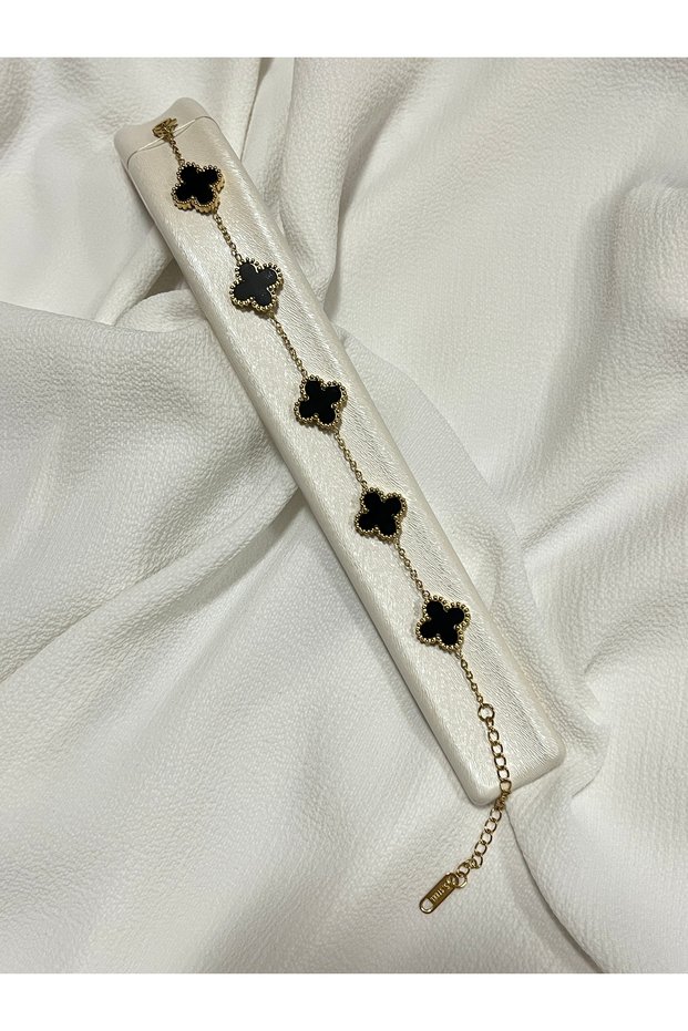 Lucky Store Gold and Black Clover Bracelet