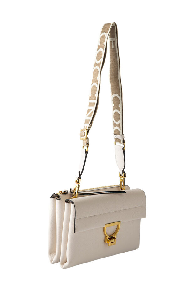 ARLETTIS ALÁÍRÁSA - 6