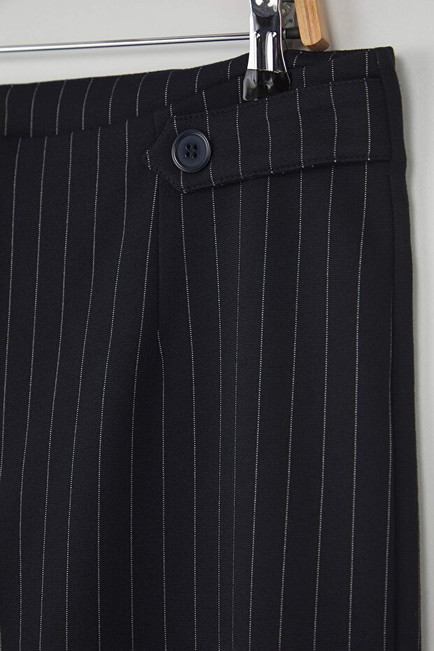 Granatowe, proste, prążkowane, dzianinowe spodnie z interlockiem w dużych rozmiarach TBBAW26AR00002 - 6