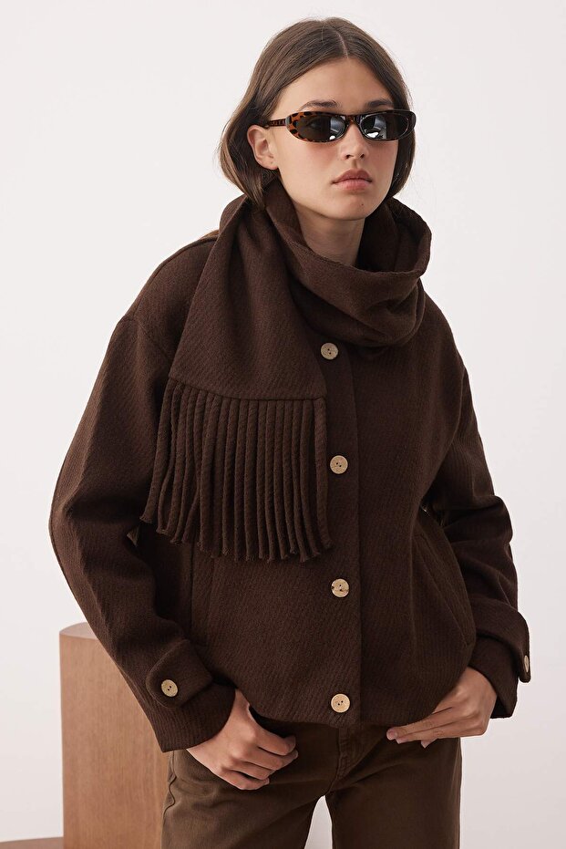 Kahverengi Oversize Kalıp Çıkarılabilir Şal Detaylı Kaşe İnce Ceket Mont TWOAW26MO00117 - 3