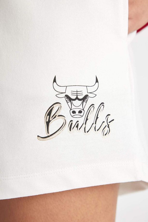 DeFactoFit NBA Chicago Bulls Kısa Paça Şort C6312AX24HS - 7