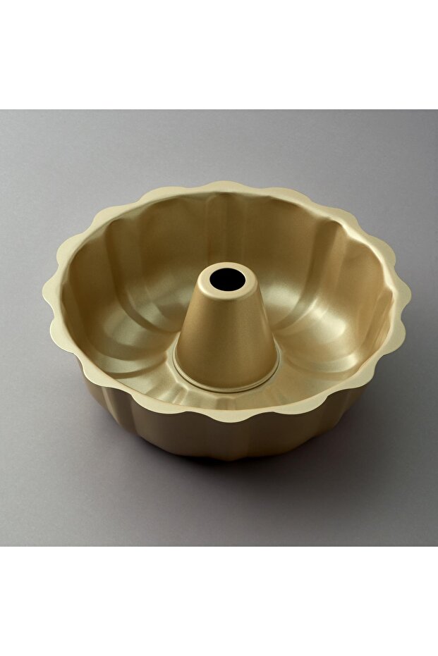 Gold bake round cake mold