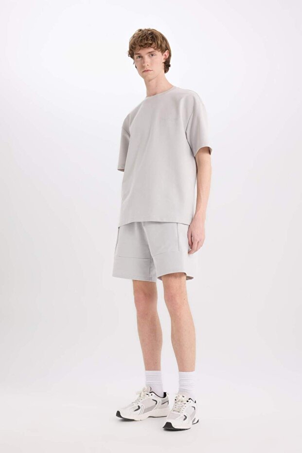 Slim Fit Dar Kesim Dar Paça Basic Düz Şort B8674AX24SM - 2