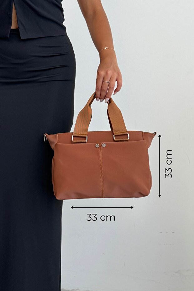 Stylish Quality Medium Size Soft Leather Multi-Pocket Hand and Shoulder Bag. Boy 21 cm Width 33 cm