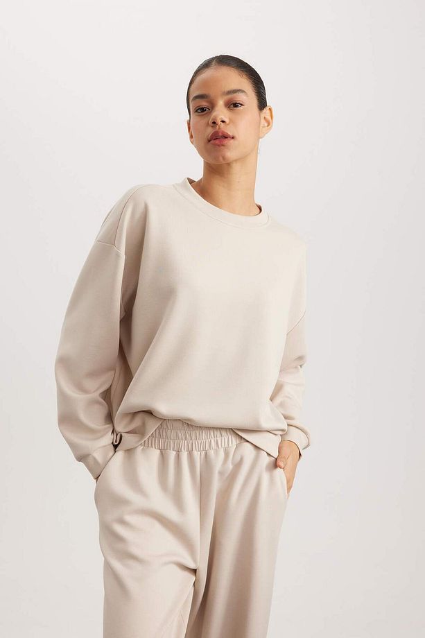 DeFactoFit Oversize Geniş Kalıp Bisiklet Yaka Basic Düz Skuba Dalgıç Kumaş Sporcu Sweatshirt B4668AX - 2