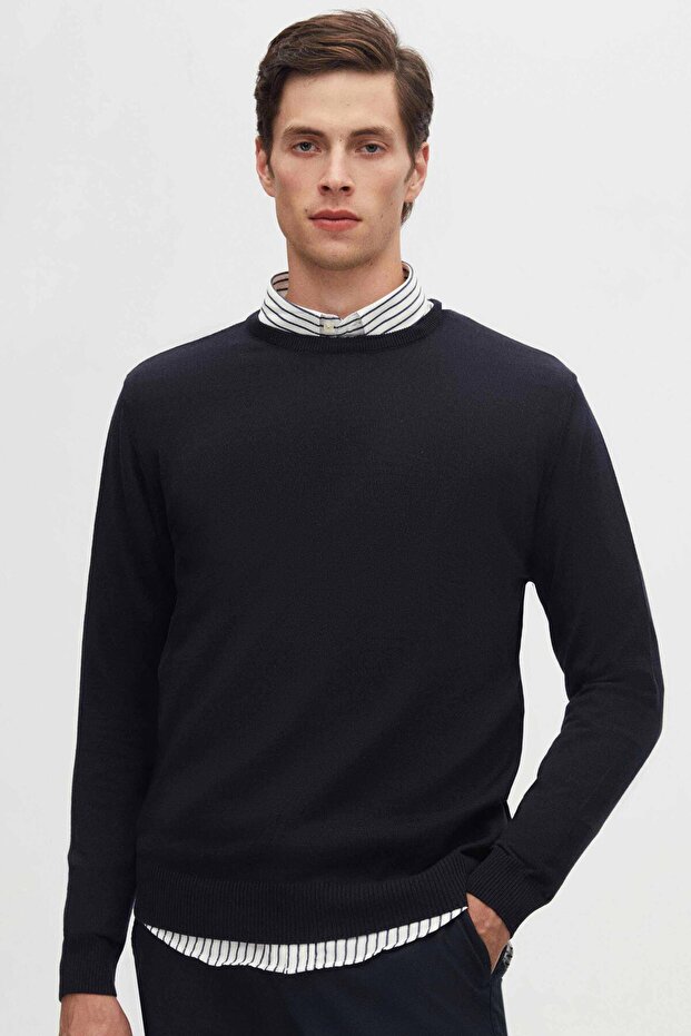 Regular Fit Navy Blue Anti-Pilling Crew Neck Knit Sweater