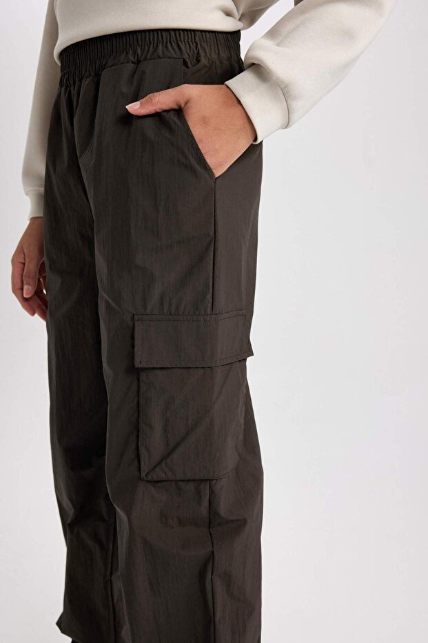 DeFactoFit Standart Fit Basic Düz Sporcu Paraşüt Pantolon C0373AX23WN - 7