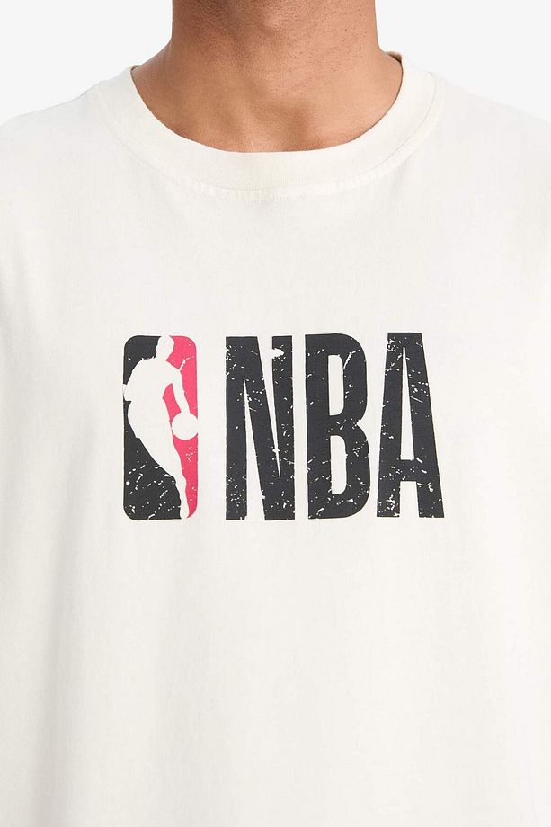 DeFactoFit NBA Wordmark Oversize Geniş Kalıp Bisiklet Yaka Kısa Kollu Tişört W6365AZ22SP - 5