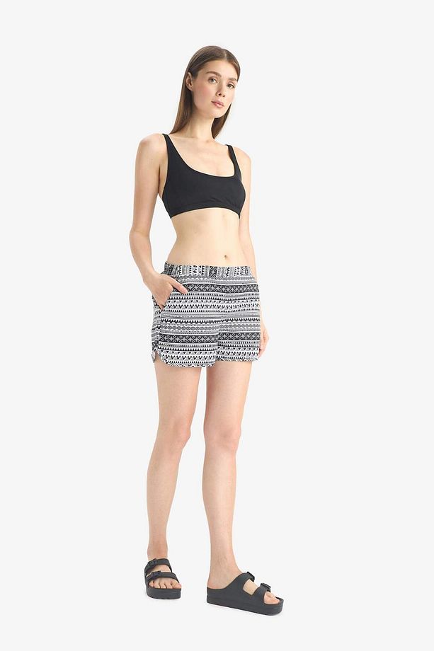 Fall in Love Etnik Desenli Beli Bağcıklı Mini Yüzme Şortu T5232AZ21SM - 1
