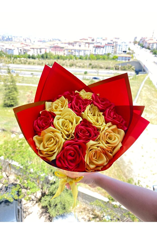 Senden Önce Senden Sonra Çiçek Buketi Solmayan Yapay Gül Buketi Galatasaray (NOT YAZILIR) 14 Adet - 1