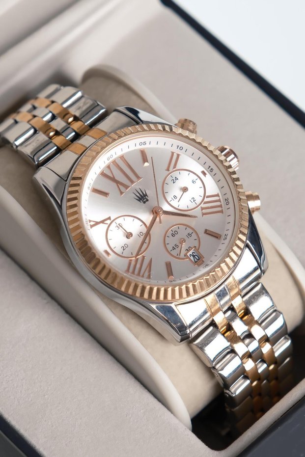 Aurum Silver Gold White Women's Steel Wrist Watch