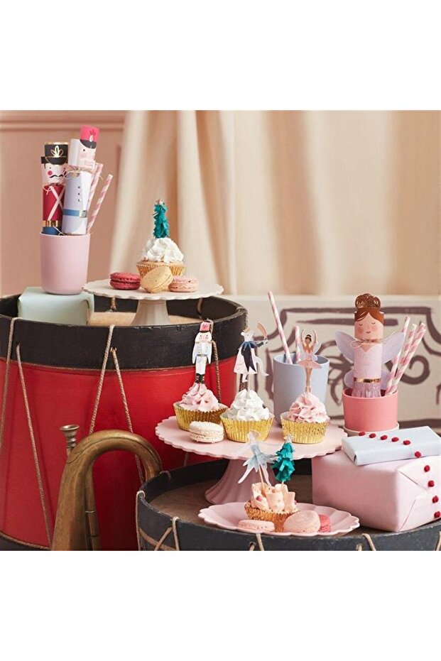 Meri Meri - Nutcracker Cupcake Kit - 8