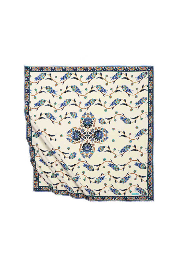 وشاح حريري بنمط التوليب النيلي - 1