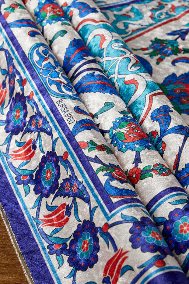 Saks Kadife Halı Seccade - 2