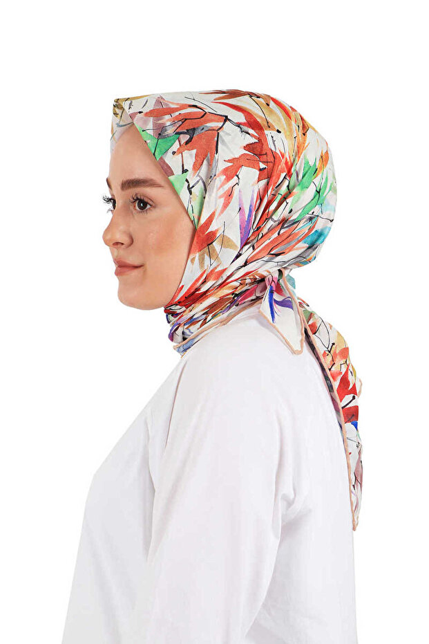 Ecru Leaf Pattern Soft Scarf - 2