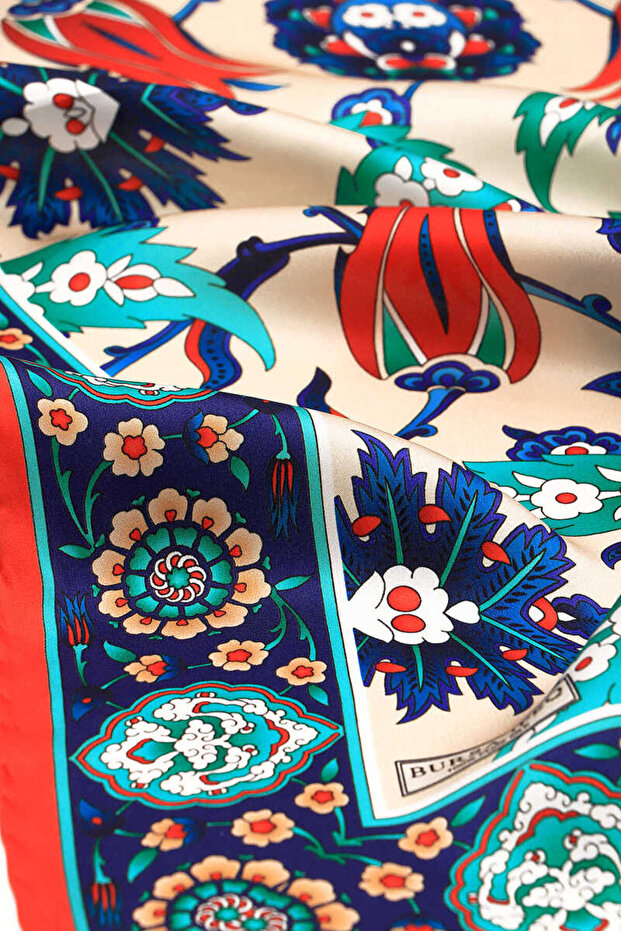 Eșarfă de mătase cu model Red Saks Efes - 3