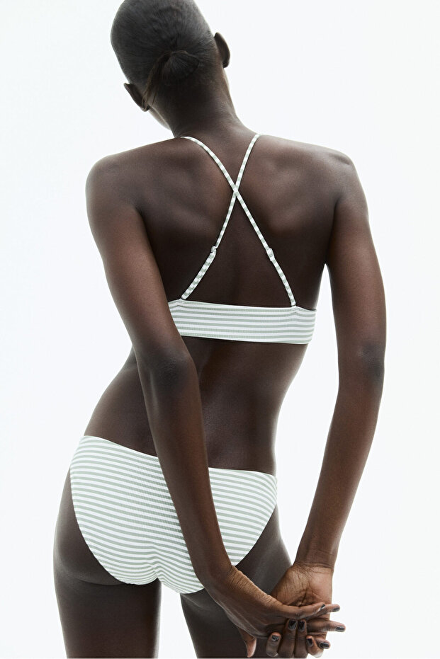 Dolgulu Bikini Üstü - 4