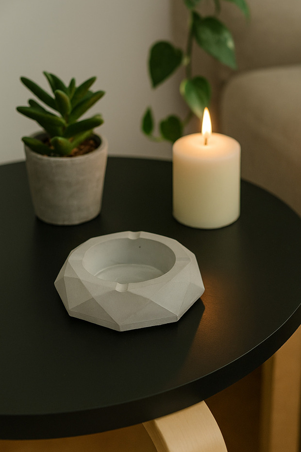 منفضة سجائر ثمانية الأضلاع - 1