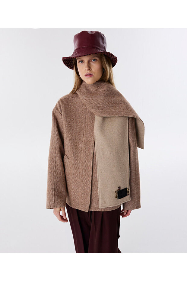 Coat with Removable Sash Accessories - 5