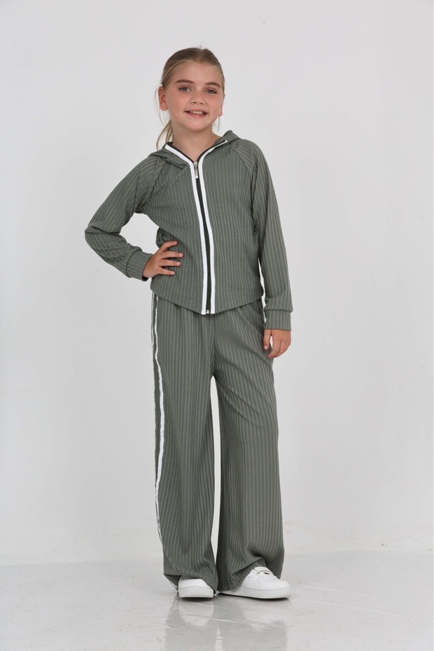 Girl's Stripe Detailed Tracksuit Set