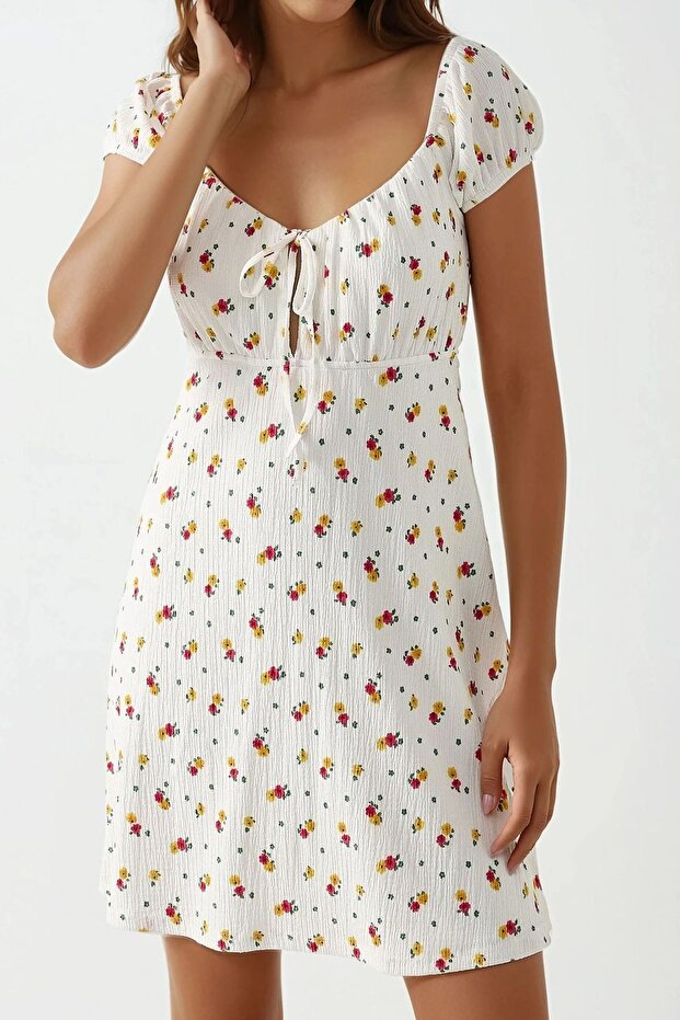 Dokulu Çiçekli Mini Elbise - 6