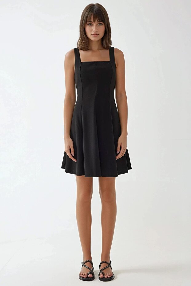 Kare Yakalı Şık Mini Elbise - 5