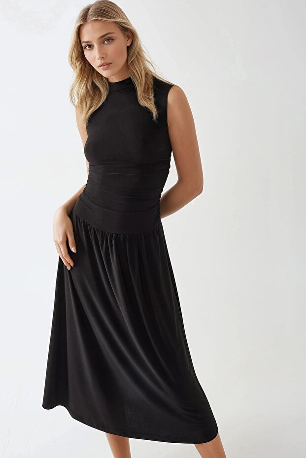 Yuvarlak Yakalı Rahat Kesim Midi Elbise - 2