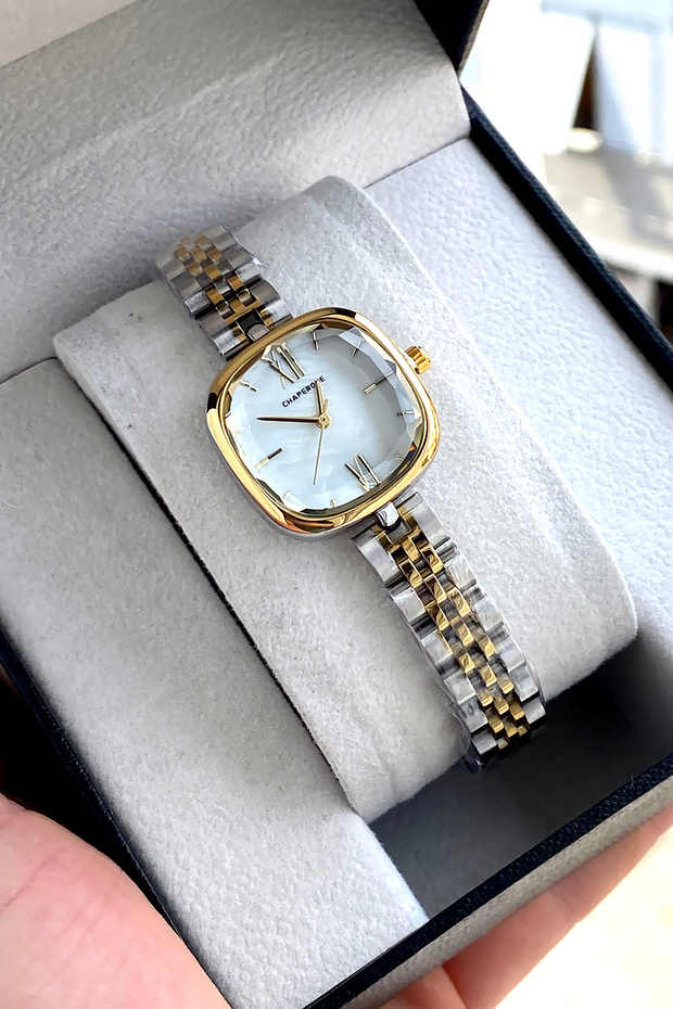 Original Minimal Stylish 2 Year Guarantee Women's Wristwatch