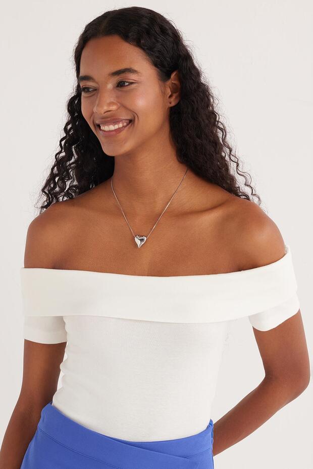 Women's Standard Fit Regular Cut White Strapless Blouse