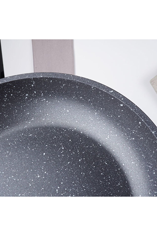 Large granite pan 24 cm - 8