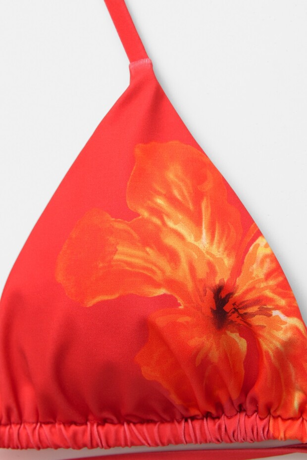 الجزء العلوي من بيكيني مثلث الشكل مزهر - 8