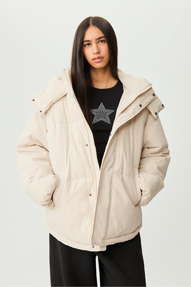 Oversize Kapüşonlu Dolgulu Mont - 1