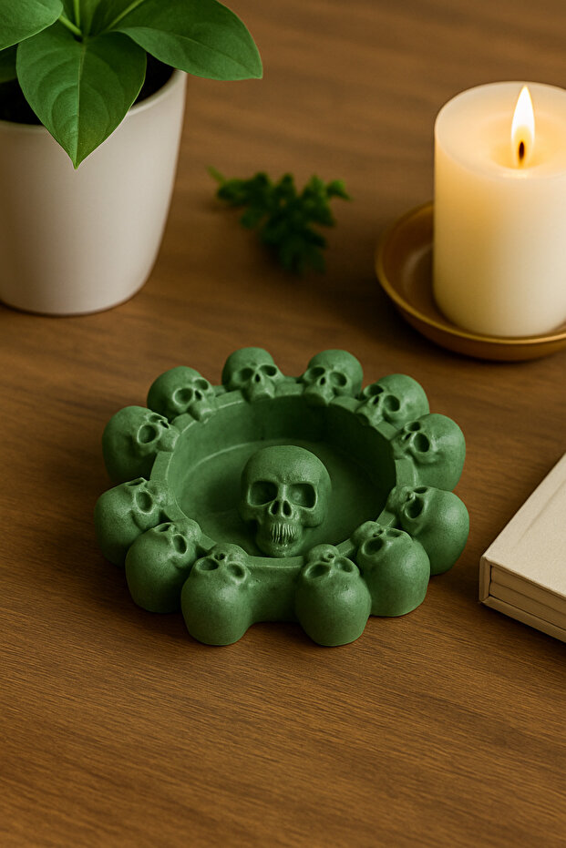 Gothic Skull Ashtray - 1