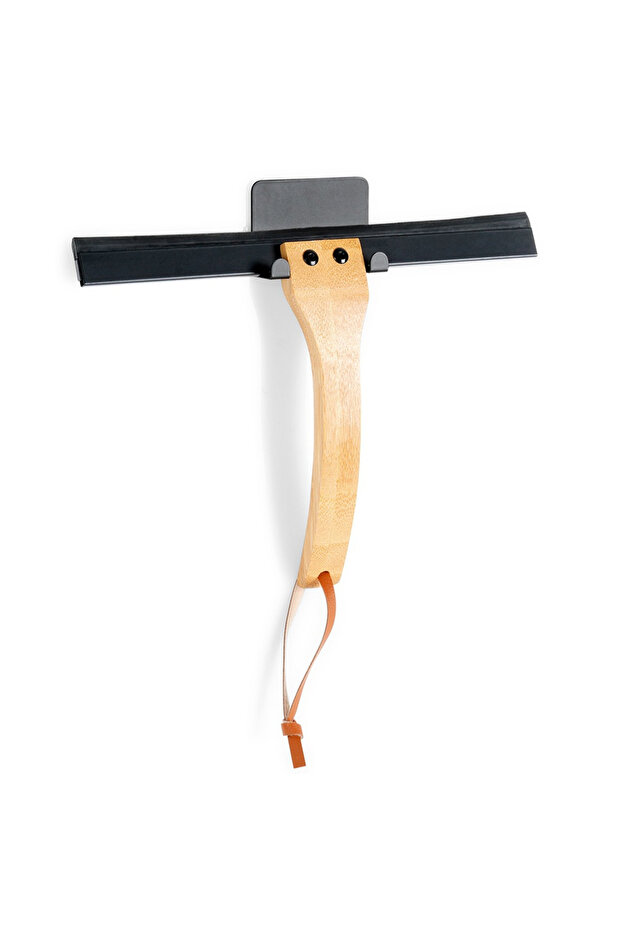 Hanging window cleaner - 1