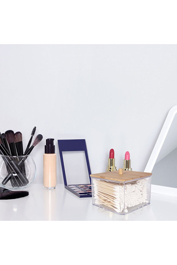 Container for cosmetic bars - 2