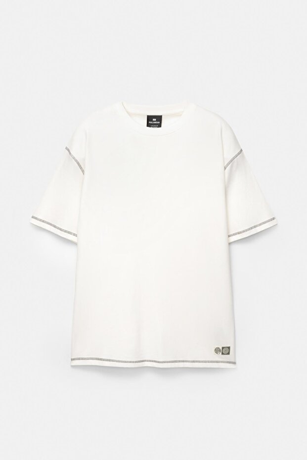 Kontrast dikişli t-shirt - 5