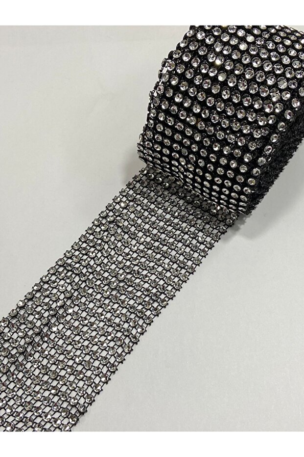 Plastic Bright Strip / 12 Rows / 1 Meter Black